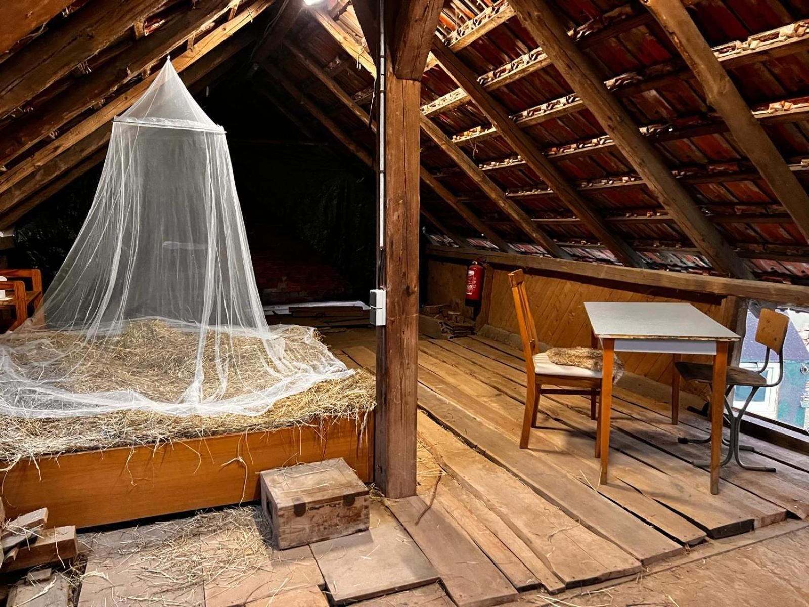 Heuhotel Farm Own Sleeping Bag Free Wifi Hausbreitenbach ภายนอก รูปภาพ